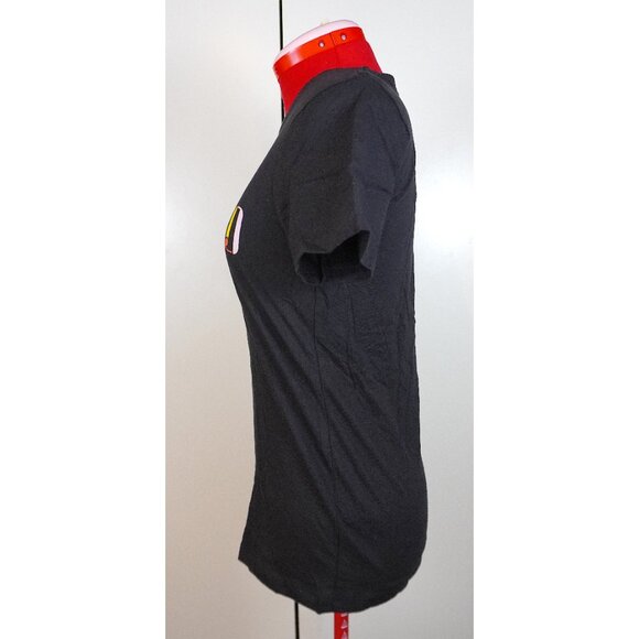 Bundle of My Favorite Murder Tee, Pin & "Stay Sexy & Don't Get Murdered" Book - Picture 7 of 14